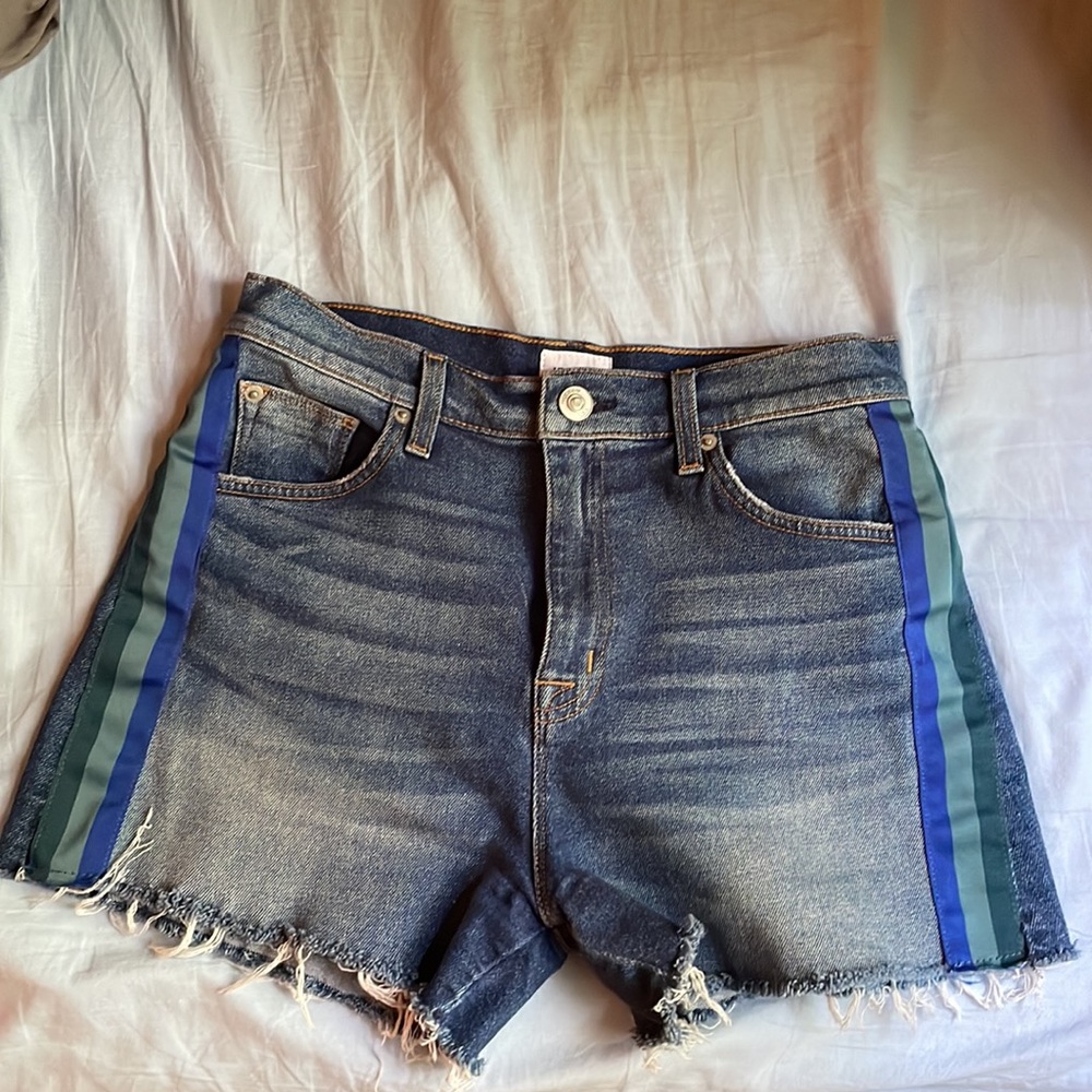 Hudson high rise denim cutoffs ribbon trim sz 28 EUC 💙💚